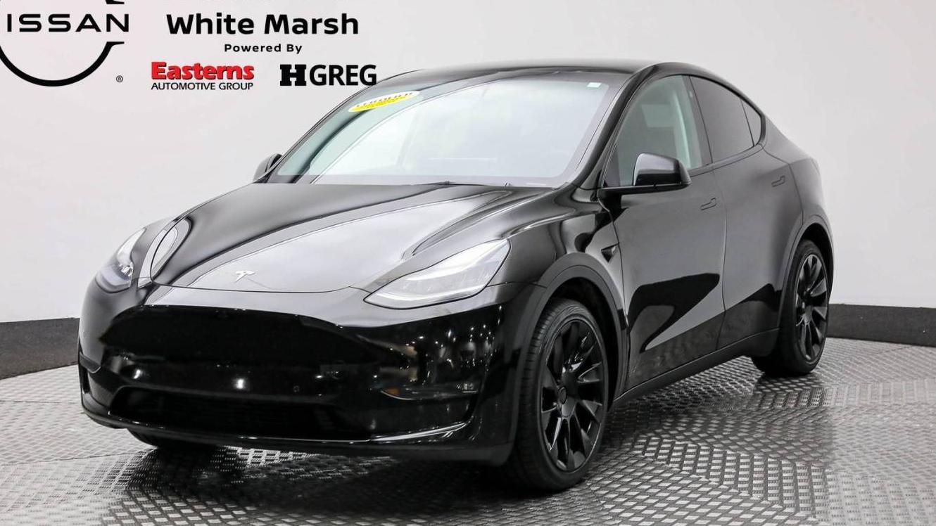 TESLA MODEL Y 2021 5YJYGDEE1MF263132 image